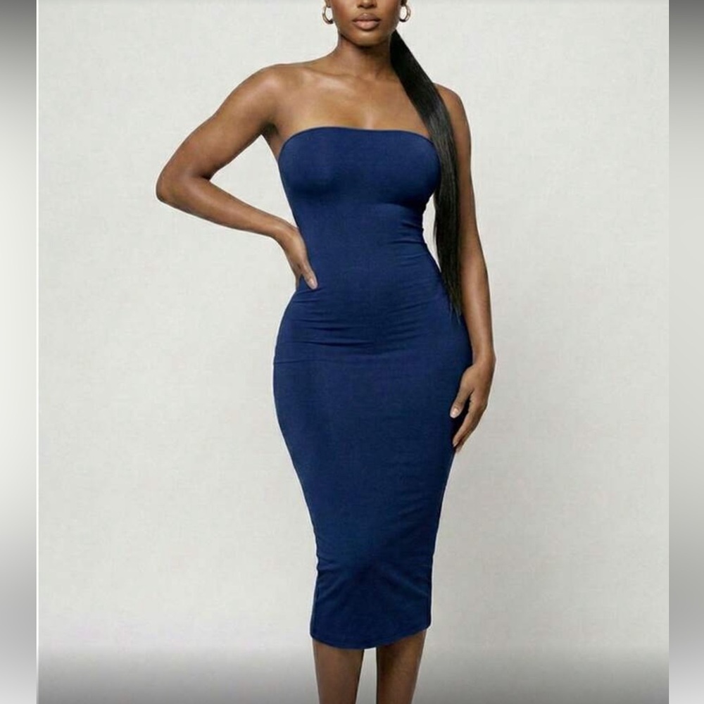 Strapless Bodycon Midi Dress in Navy Blue